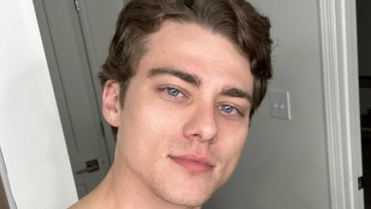 Muere Lane V. Rogers, actor de cine para adultos de 31 años, en un trágico accidente de moto