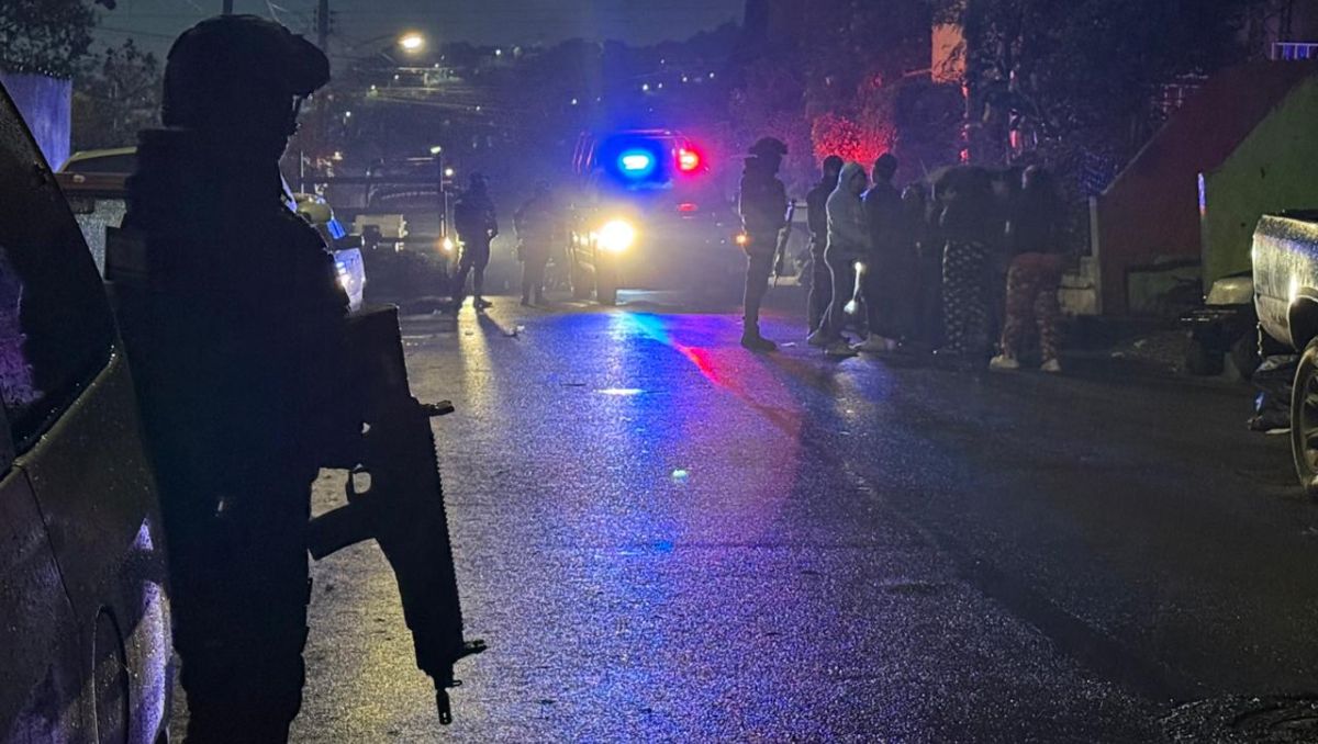 Elementos de Fuerza Civil resguardaron la zona para asegurar el perímetro. Fernanda Pérez