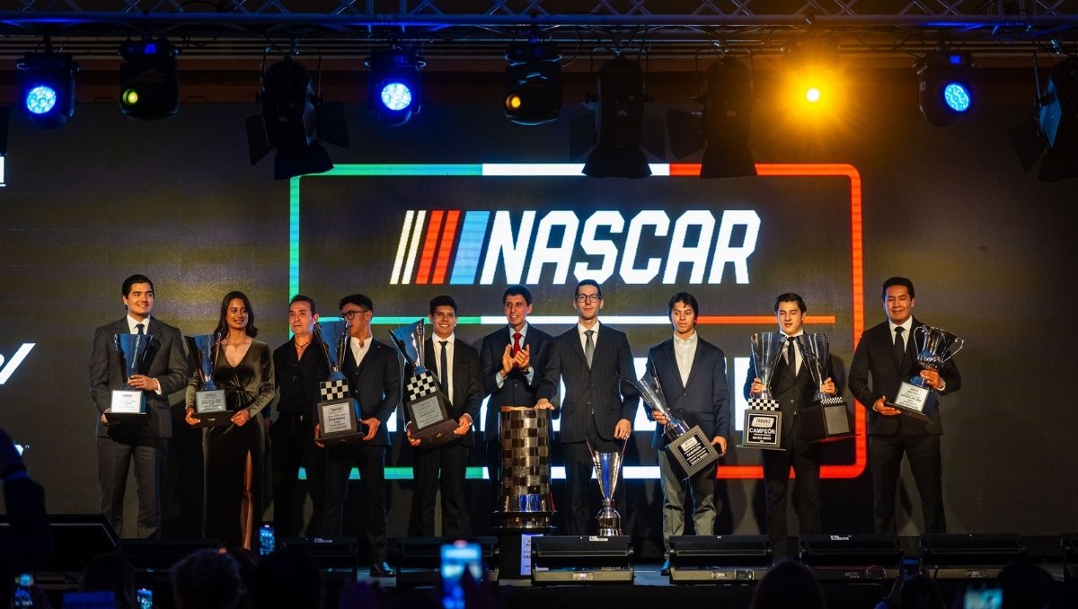 Los ganadores en la premiación de NASCAR México Series 2025 (Cortesía)