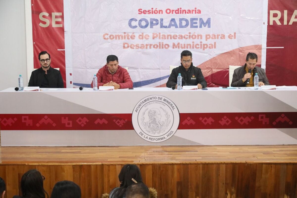 Actualización del Programa Anual de Obras Públicas en Mineral de la Reforma. (Cortesía)