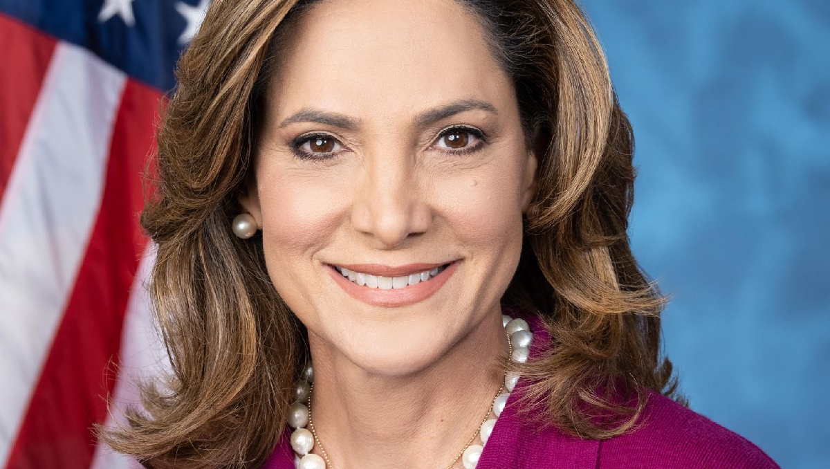 La congresista republicana María Elvira Salazar llamó a Sheinbaum a dejar de ayudar a Cuba y Venezuela. | Especial