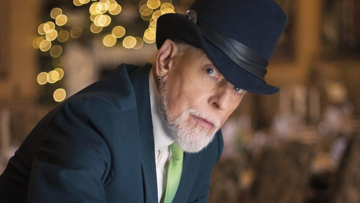 Muere Antony Price, diseñador de moda que vistió a David Bowie y Mick Jagger