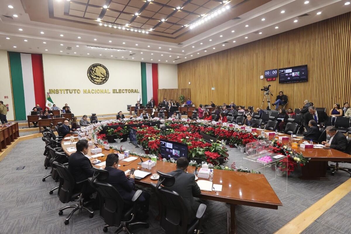 El PRI fue el más multado con 39.4 millones de pesos. | Especial