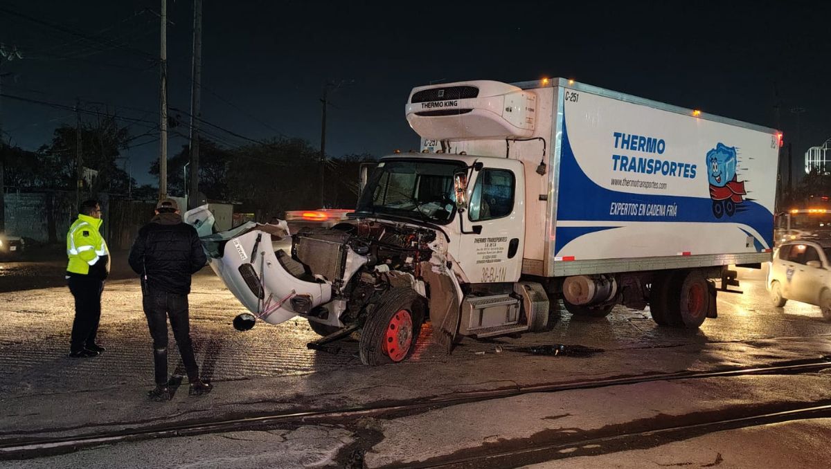Elementos de Protección Civil de Escobedo arribaron rápidamente al lugar para brindar los primeros auxilios. Agustín Martínez