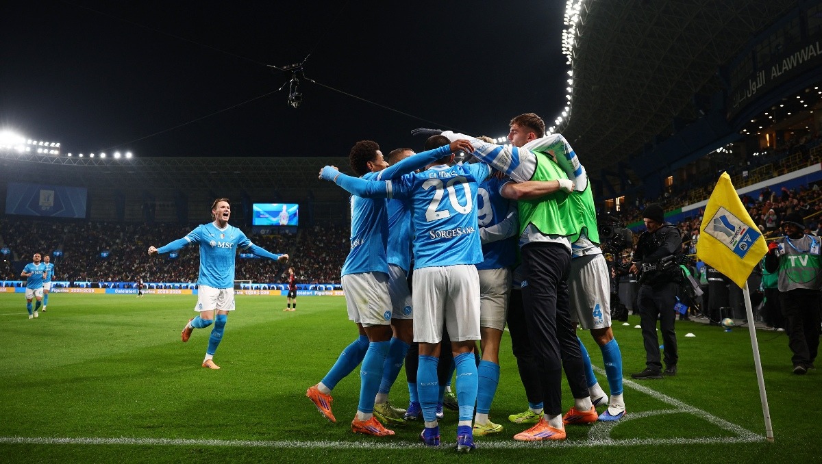 Napoli elimina al Milan en las semifinales de la Supercopa de Italia (Reuters)