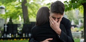 Estar presente y respetar el proceso: claves para acompañar a una persona en duelo