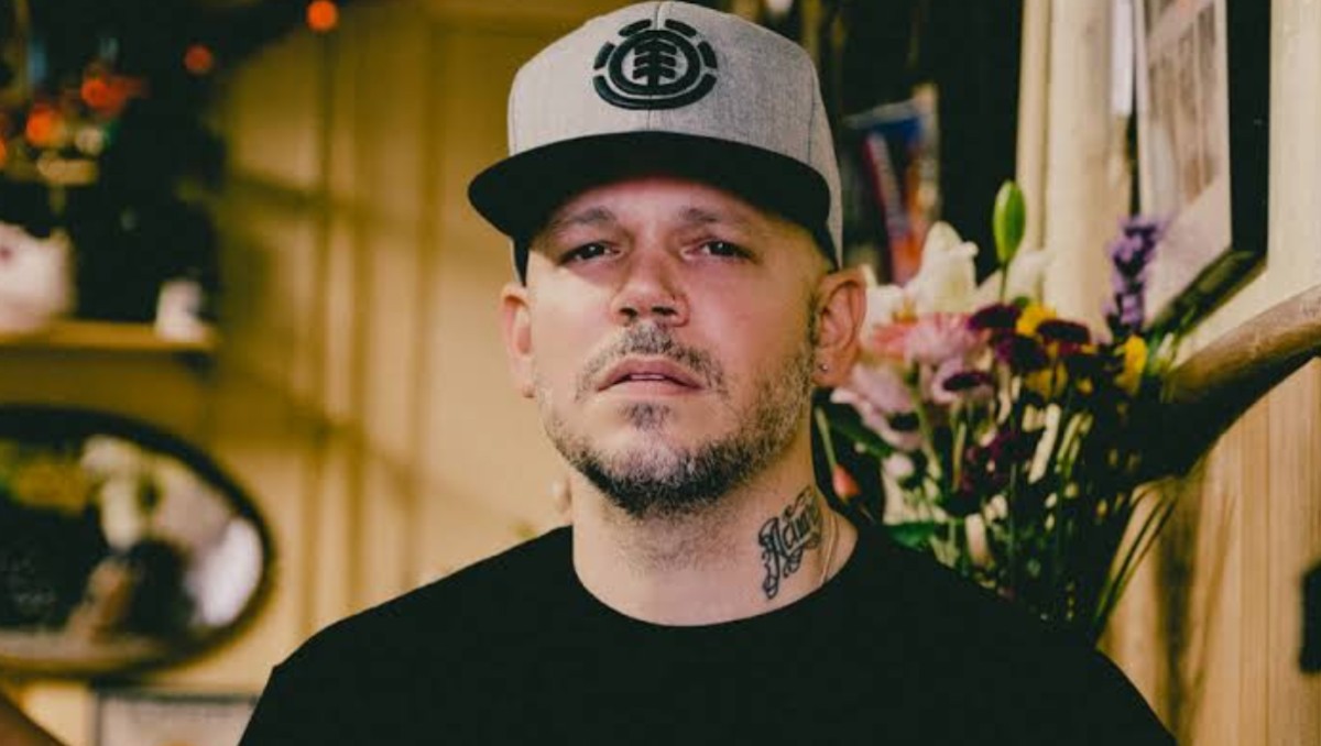 Residente regresa a Sundance como actor con ‘Frank & Louis’, un drama carcelario que se estrena en enero de 2026 y confirma su giro hacia el cine.