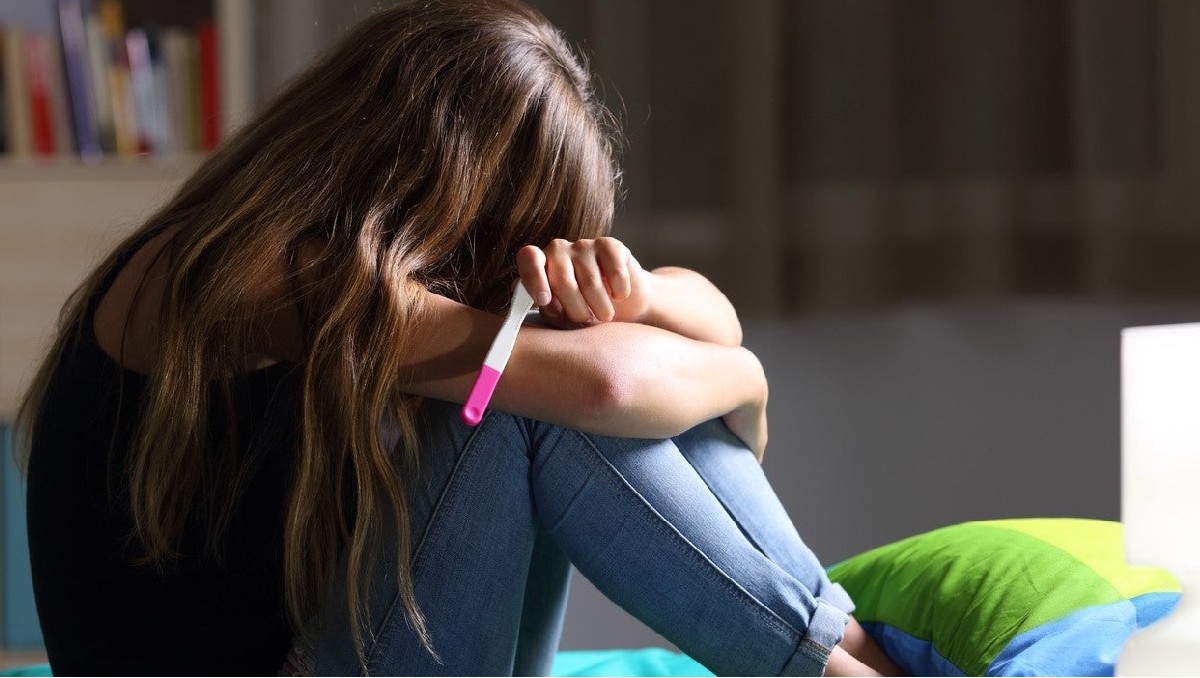 SEG lanza estrategia de educación sexual tras embarazos en menores | Especial