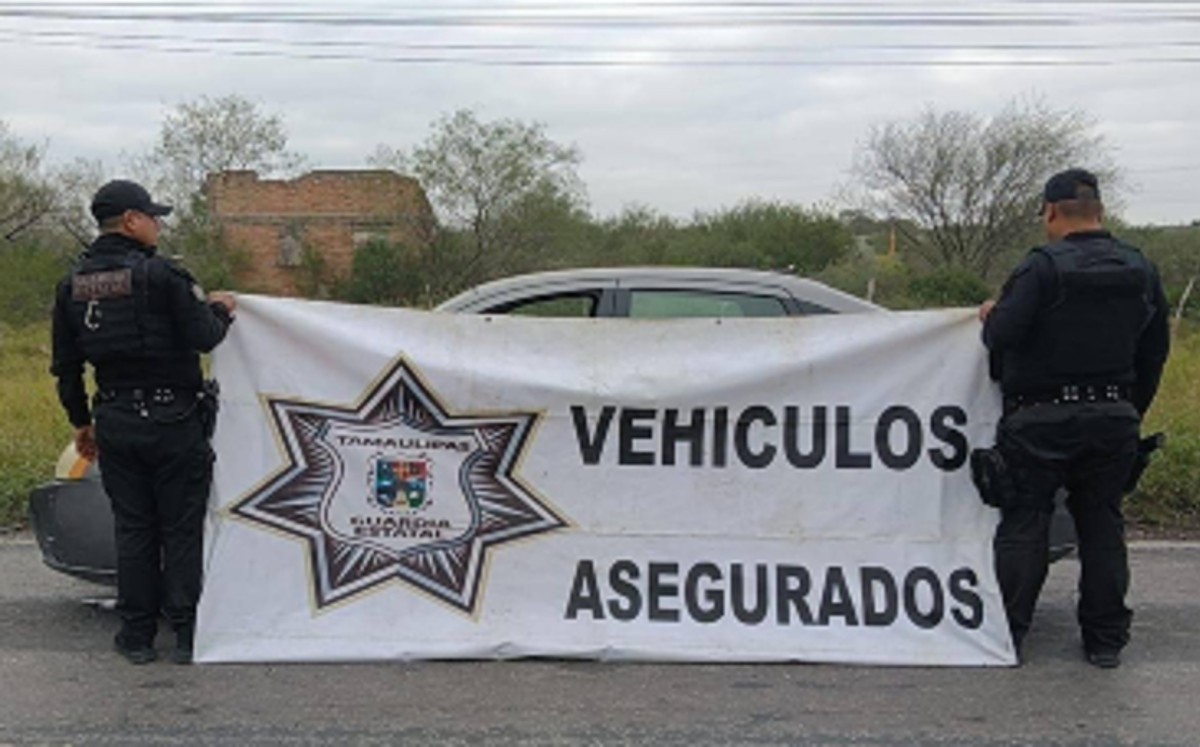 Vehículo Ford Focus color gris. | SSPT