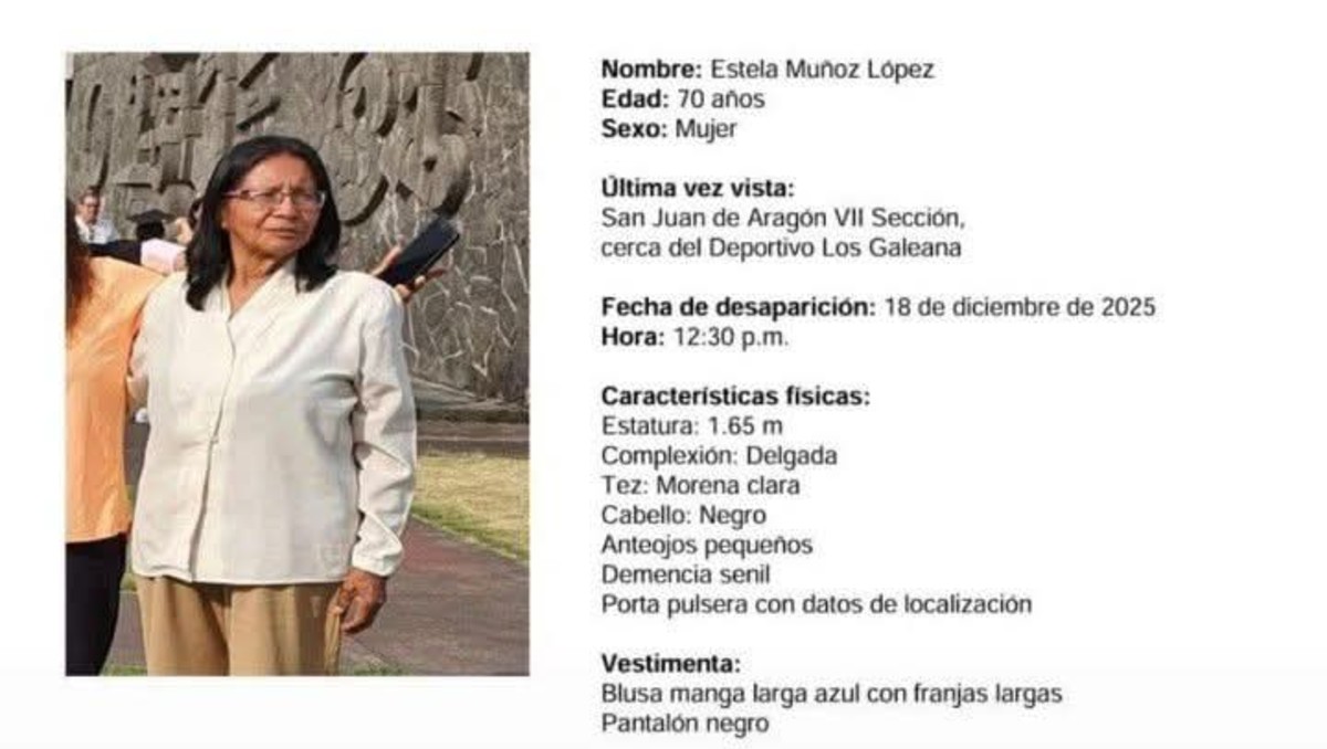 La adulta mayor porta una pulsera con sus datos de localización.