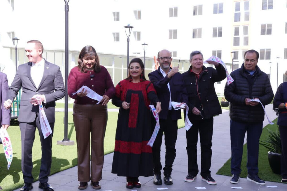 La meta del actual gobierno capitalino es alcanzar 200 mil acciones de vivienda durante la administración