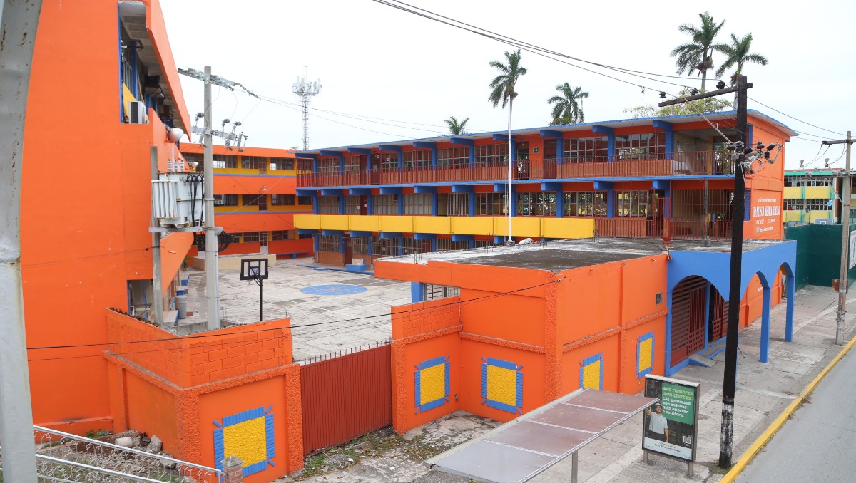Preparatoria Francisco Medina Cedillo en Tampico. (Yazmín Sánchez)