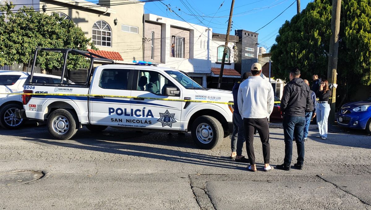 En el sitio se registró un fuerte despliegue policiaco. Agustín Martínez