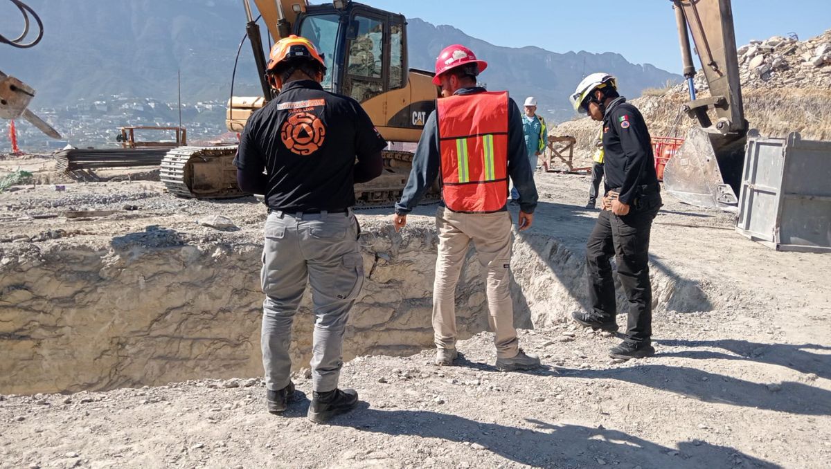 El lesionado presentó probable fractura en sus dos muñecas y una herida grave en su cabeza. Especial
