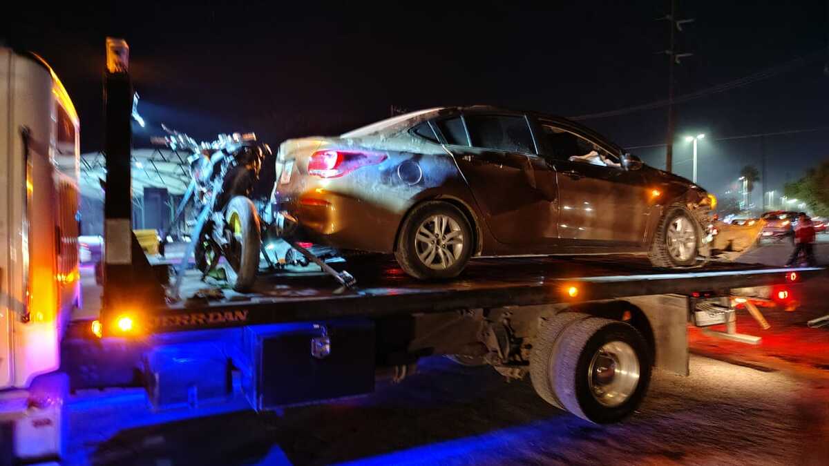 Niño de 13 años grave tras choque en motocicleta en Torreón.| Especial