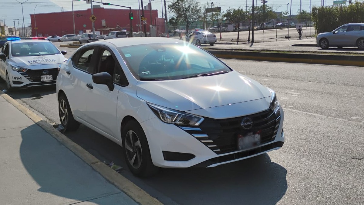 El conductor del vehículo fue detenido para la investigación. Foto: Sandra González