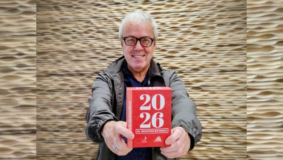 Óscar Tagle: “El Anuario de literatura breve es un proyecto ‘autofestivo’”