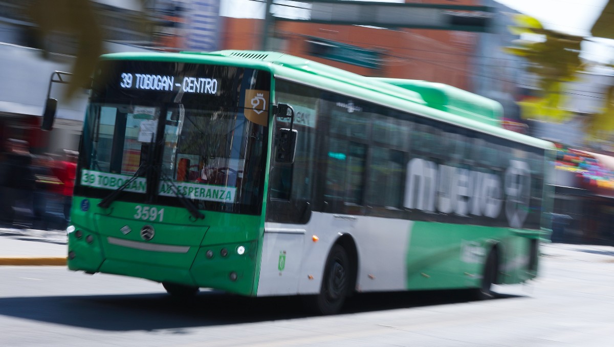 Transporte público en Nuevo León / Jorge López