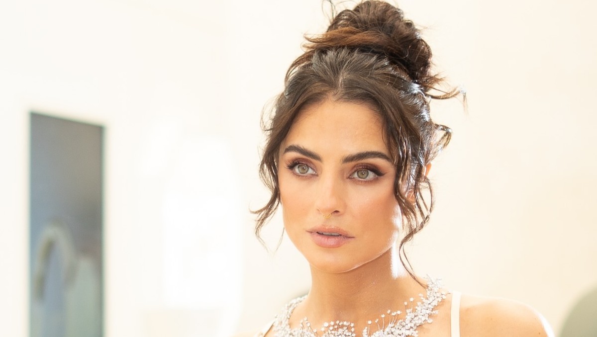 Aislinn Derbez revela fotos del funeral de su mamá: "Muchas cosas difíciles de digerir"
