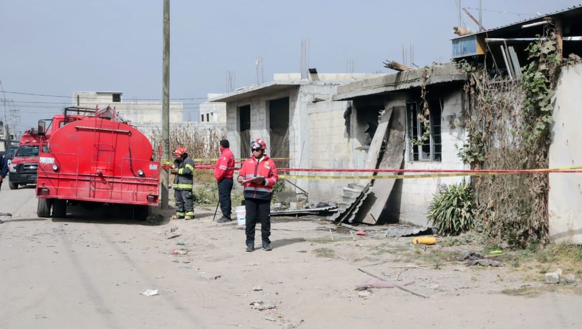 Autoridades resguardan la casa siniestrada en San Diego de los Padres Cuexcontitlán. Foto: (Iván Carmona)