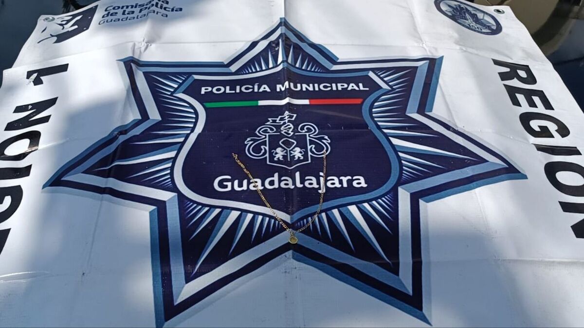 Se recuperó una cadena valuada en 4 mil pesos. (Cortesía)