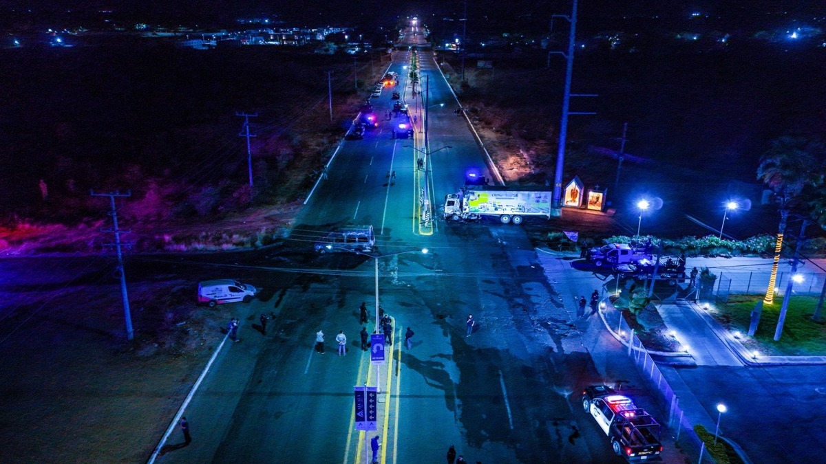 La salida norte de Culiacán fue escenario de enfrentamientos entre las facciones de los cárteles. | Cuartoscuro