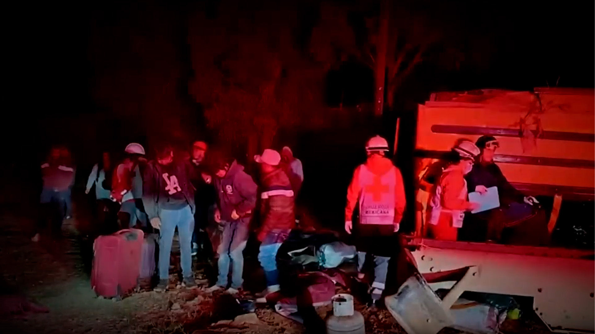 Sigue el misterio por volcadura de camión con jornaleros en Zacatecas