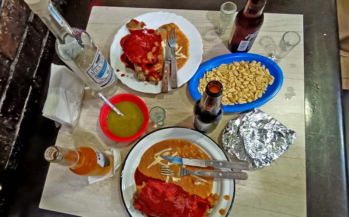 Botana en cantinas laguneras. | Foto: Roberto Amaya