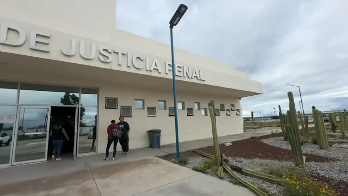 El ex funcionario agredió sexualmente al menor, que se encontraba bajo custodia del Estado. | Especial