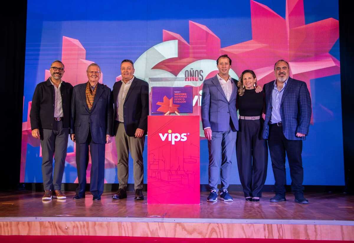 Presentan el libro Vipsters desde el corazón para celebrar 60 años del VIPS / Especial