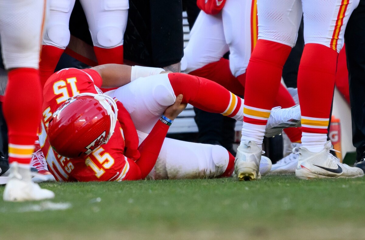 Lesión de ligamento cruzado, problema que ya se ha vuelto común en la NFL