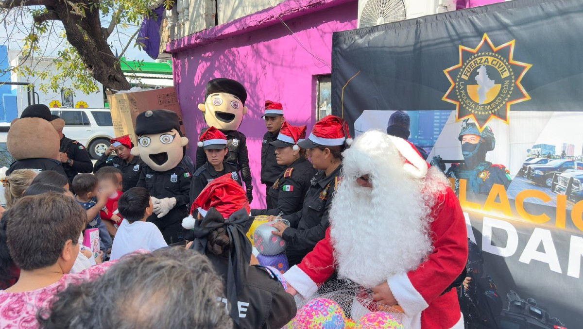 Un show musical con cantos y mucho baile encendió los ánimos de los pequeños. Foto: Víctor González
