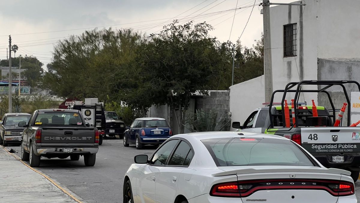 Al sitio acudieron elementos de la Secretaría de Seguridad Pública de Ciénega de Flores. Édgar Plata