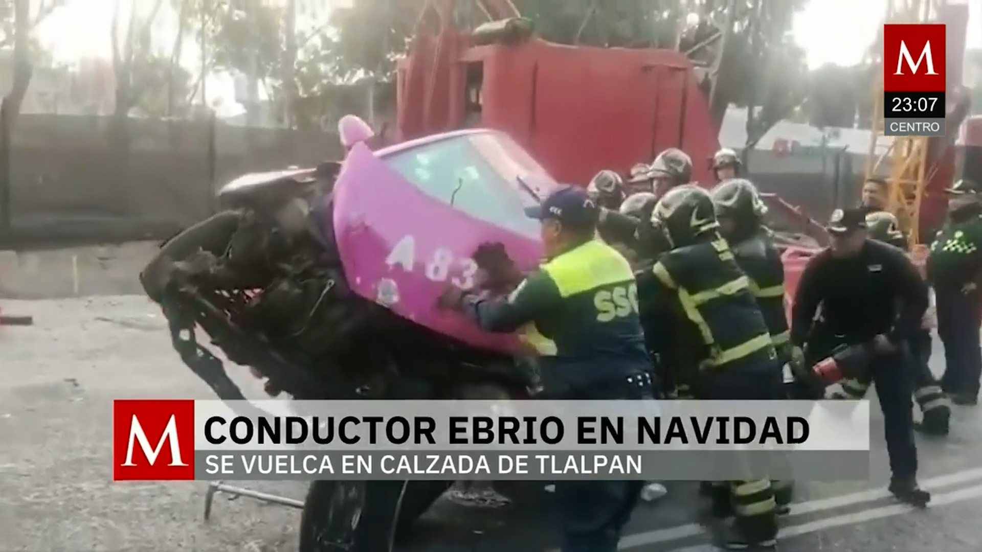 Conductor ebrio se vuelca sobre calzada de Tlalpan en CdMx | Paola Barquet, 25 de diciembre de 2025