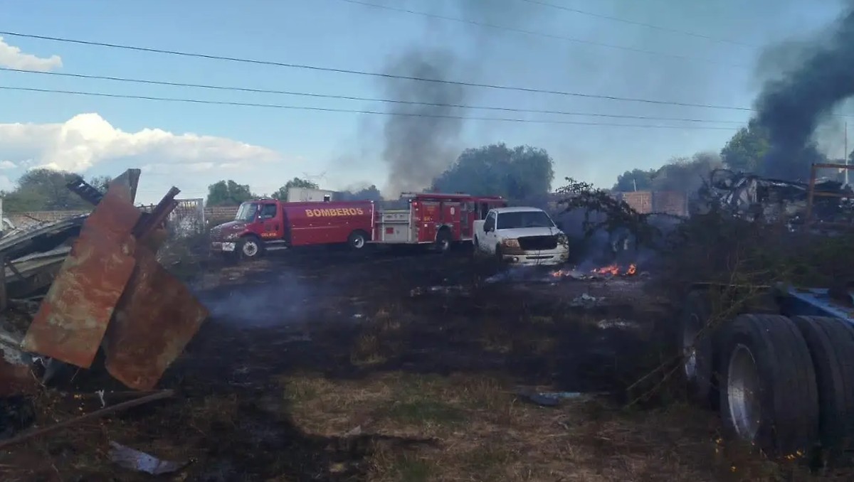 El fuego se extendió rápidamente, complicando las labores de control. | Cortesía