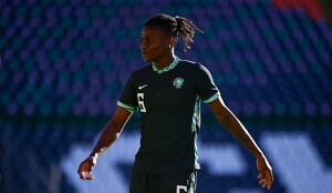 La futbolista nigeriana Uchenna Kanu regresa a la Liga MX Femenil; ficha con Cruz Azul.