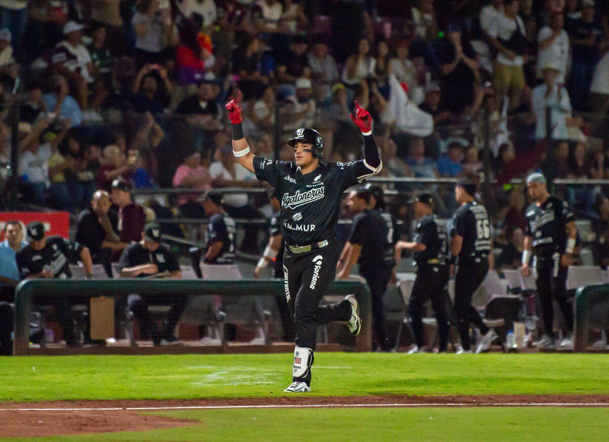 Sentimientos encontrados tras partida de Nick Torres a Yankees. | Especial