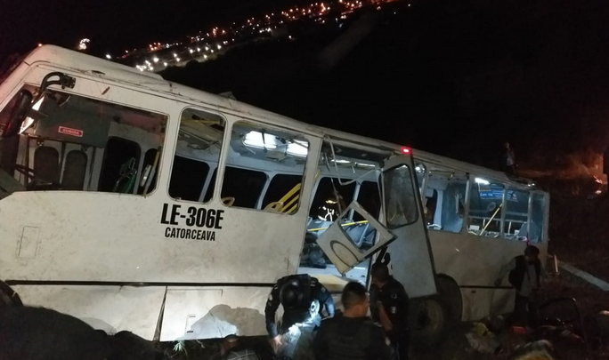 El accidente en León marcó la vida de las personas en el autobús y al día de hoy no han sanado sus heridas emocionales | Especial