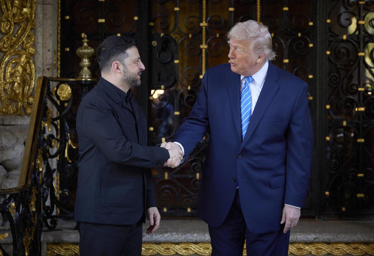 Donald Trump con el presidente ucraniano Volodymyr Zelensky en Florida. | EFE