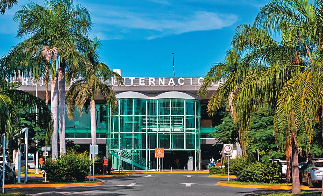 De enero a noviembre arribaron a terminales de la entidad 1.96 millones de viajeros . ESPECIAL