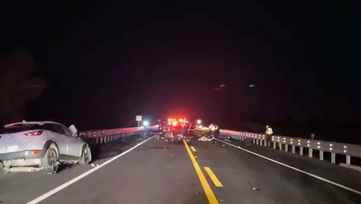 Accidente en Xalisco Nayarit deja seis personas sin vida (Usi Toledo)