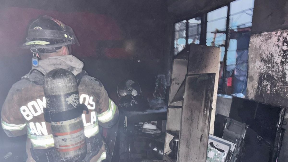Acudieron al sitio elementos de Bomberos y Protección Civil de San Nicolás. Especial
