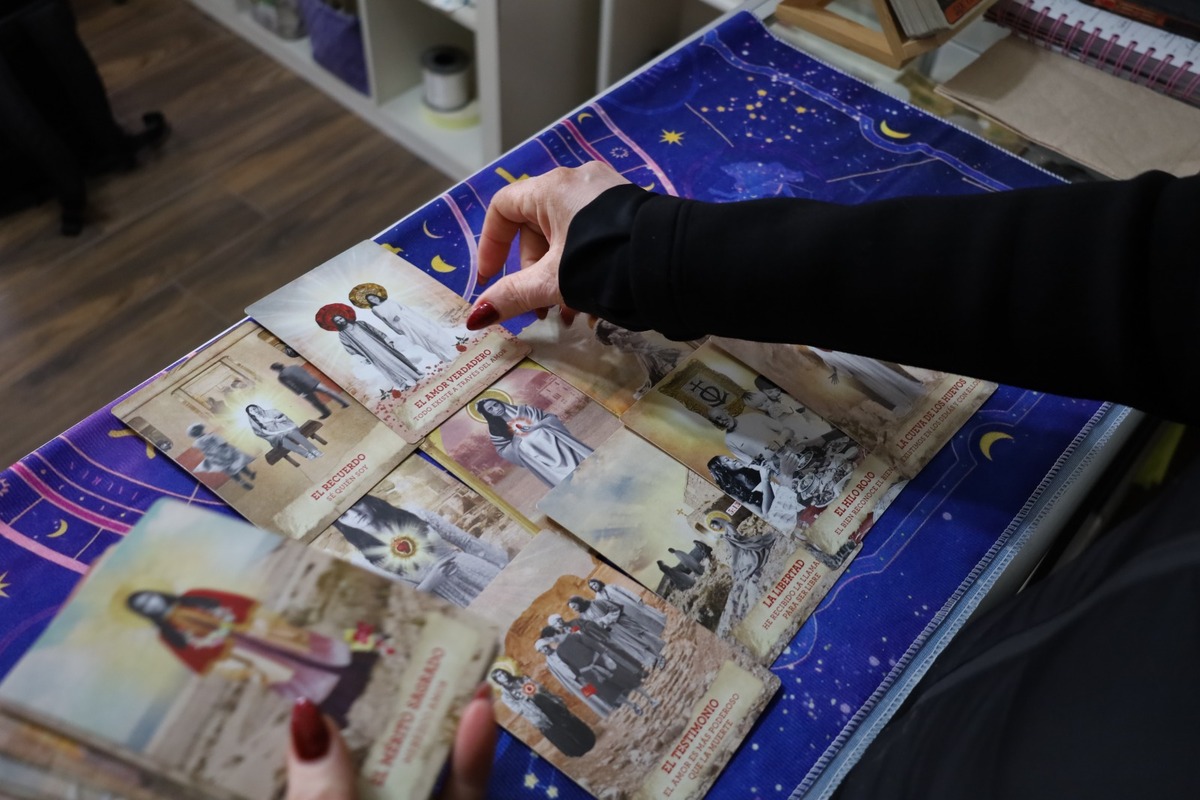 Angeloterapeutas prevén un 2026 de cierres de ciclos. | Verónica Rivera