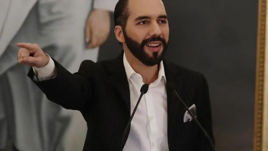 Bukele defiende la reelección indefinida en El Salvador