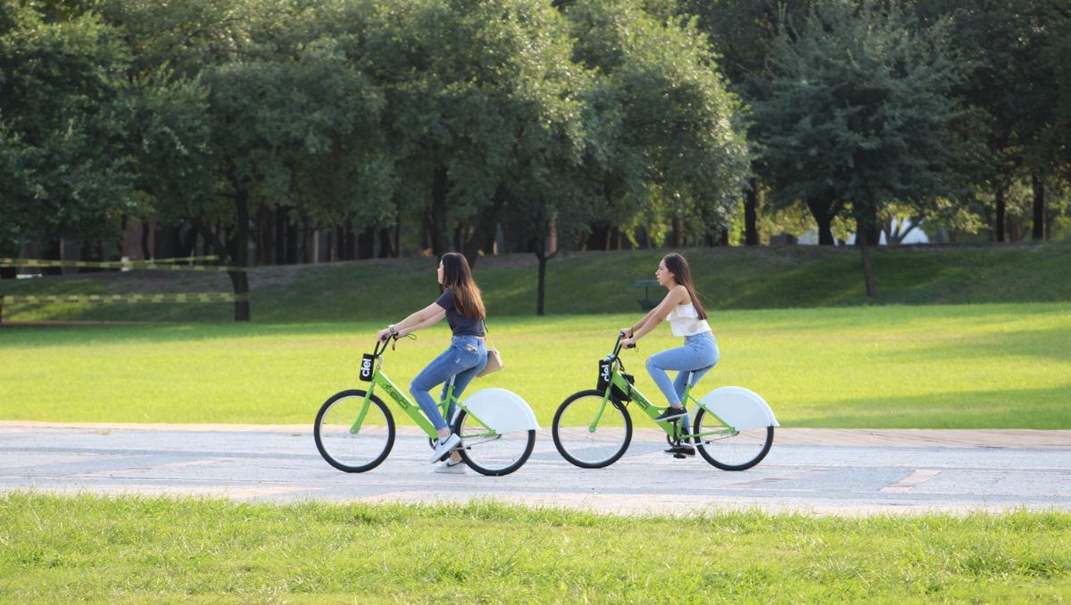 Renta de bicis en Parque Fundidora. | Especial