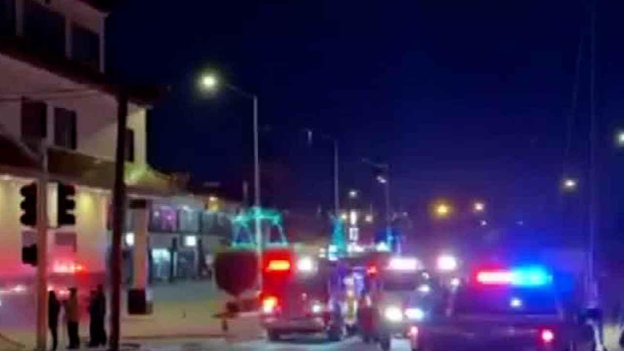 Ataque incendiario en bar de Tijuana; investigan uso de bombas Molotov