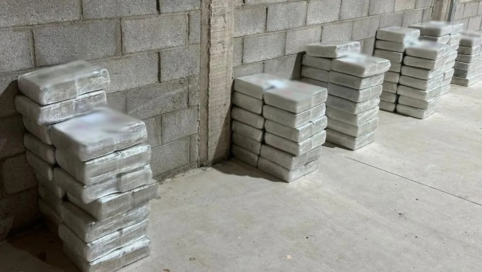 Detienen a una persona y aseguran 172 kilos de cocaína en Caborca, Sonora