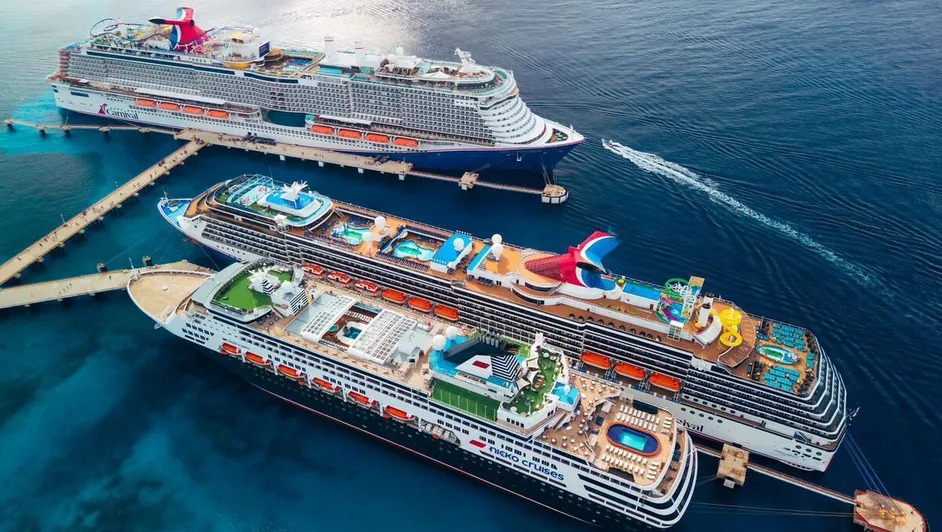 Quintana Roo cierra 2025 con récord en cruceros y operaciones aéreas