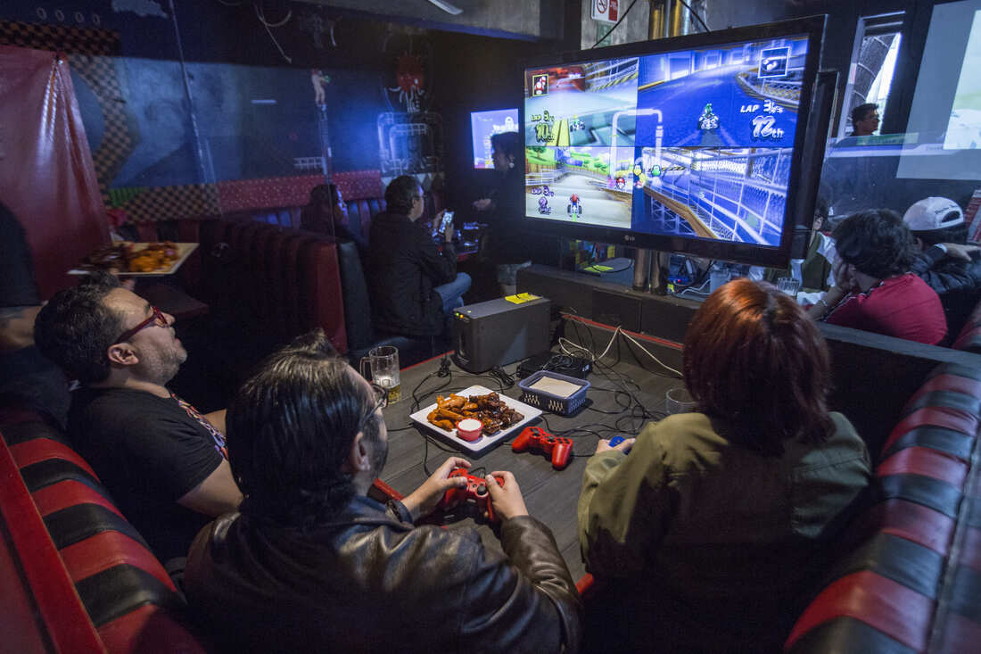 El 83% de los jugadores mexicanos afirma que jugar les ayuda a sentirse menos estresados. (FOTO: JESÚS QUINTANAR)