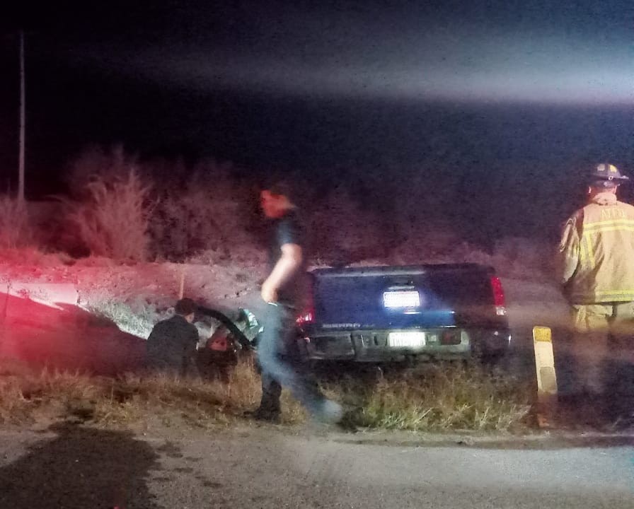 En San Pedro, conductor lesionado al caer a canal de riego. | Milenio Policía